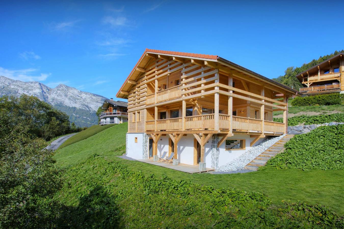 Contemporary ski chalet for 10 with stunning mountain views - Ovo Network in Manigod, Región de Annecy