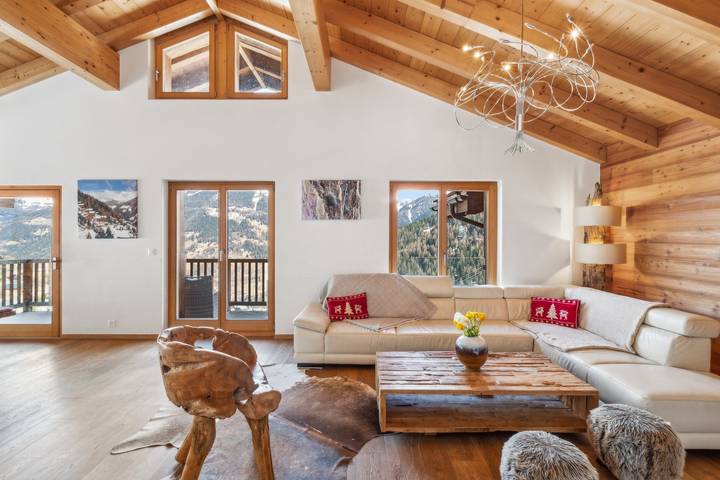 Chalet für 10 Personen, mit Balkon und Balkon/Terrasse sowie Terrasse und Whirlpool in Grimentz
