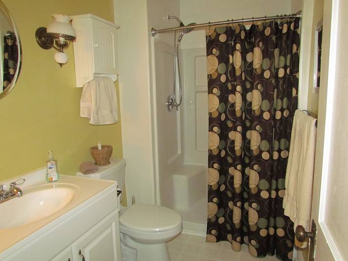 Vacation rental for 6 people, with yard and terrace in Niagara Falls (NY)
