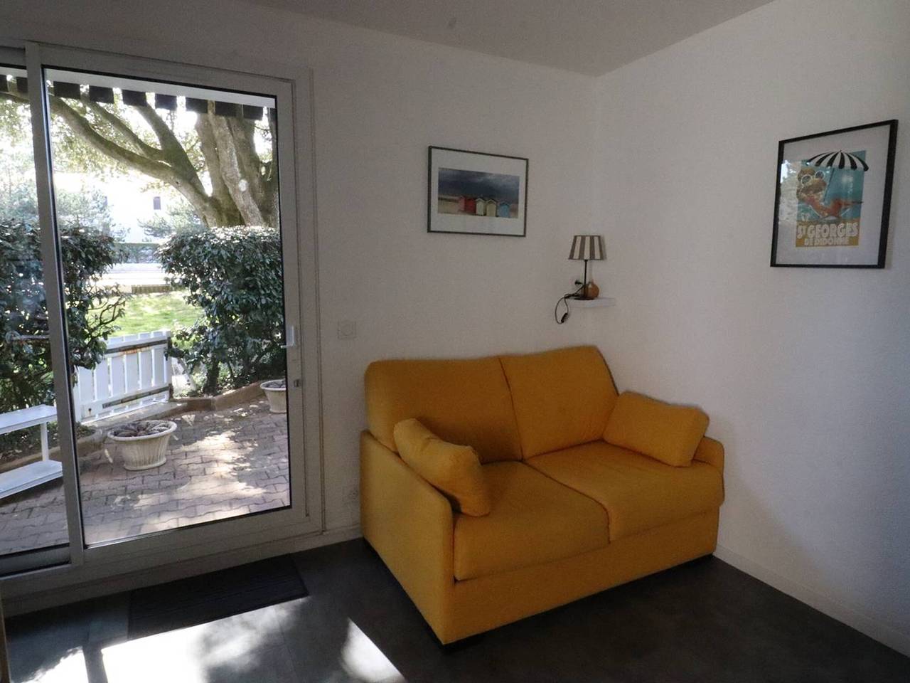 Ganze Wohnung, Gemütliches Studio nahe Meer und Wald mit sicherem Parkplatz in Saint-Georges-de-Didonne, Rochefort und Umgebung