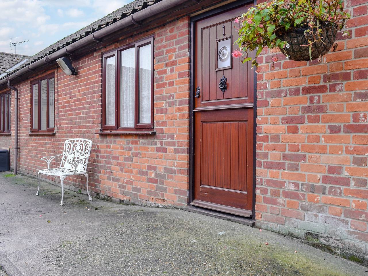 Stable Cottage 1 - Ukc3741 in Norfolk