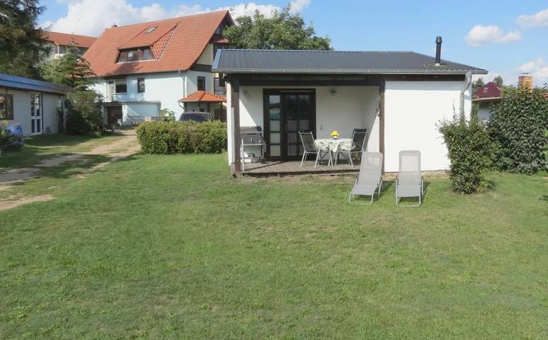 Ferienhaus für 4 Personen, mit Terrasse und Garten sowie Ausblick in Waren (Müritz) - 3