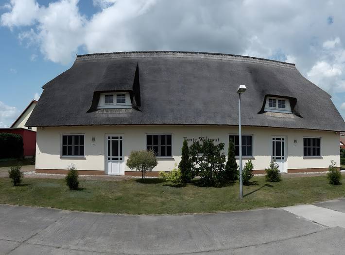 Ferienhaus "Häuschen Tante Waltraut" Barrierearm in Garz, Usedom