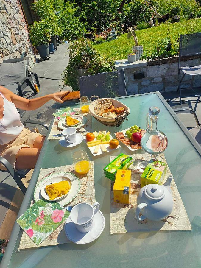 Location de vacances pour 2 personnes, avec jardin ainsi que vue et piscine, animaux acceptés à Walcourt - 3