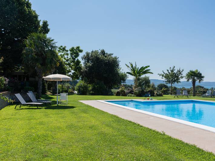 Ferienhaus für 12 Personen, mit Terrasse und Garten in Latium - 4