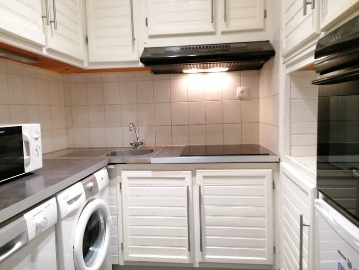 Apartamento entero, Amplio apartamento renovado, sur, cerca de pistas, balcón, 6 personas, en Pra Loup in Pra-Loup, Uvernet-Fours