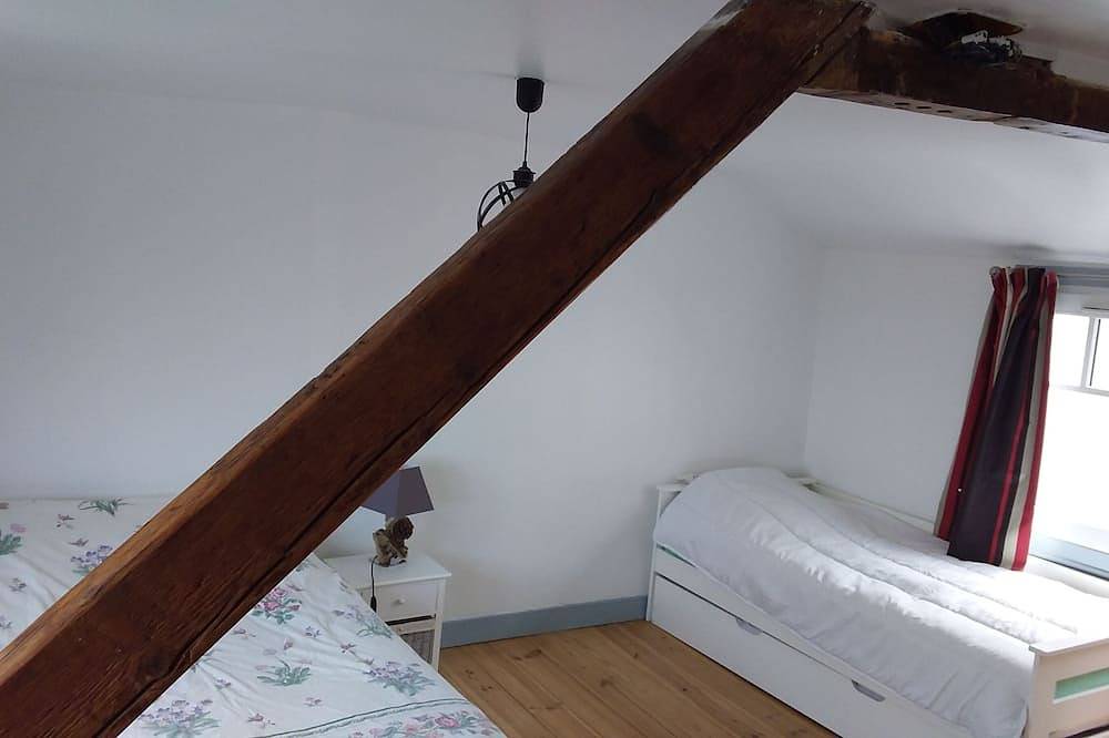 Maison de Pêcheur Dans Quartier Typique du Courtgain in Saint-Valery-sur-Somme, Abbeville region