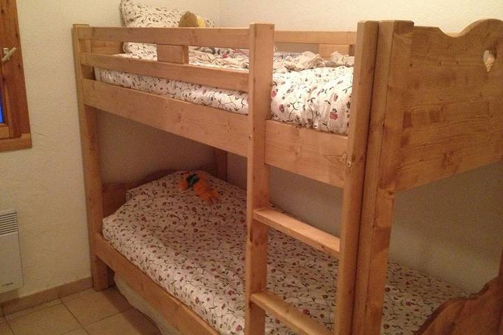 Gîte pour 10 personnes, avec jardin ainsi que balcon et piscine à Oz - 4