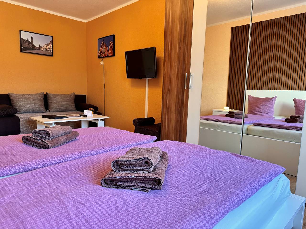 Ganze Ferienwohnung, Ferienwohnung Brüderkirche der Wohnungsgenossenschaft Wag - Fewo 5 Brüderkirche in Altenburg, Ostthüringen