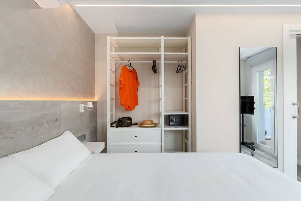 Entire apartment, Ponent - Aparthotel with Swimming Pool in Vilassar de Mar, Costa del Maresme