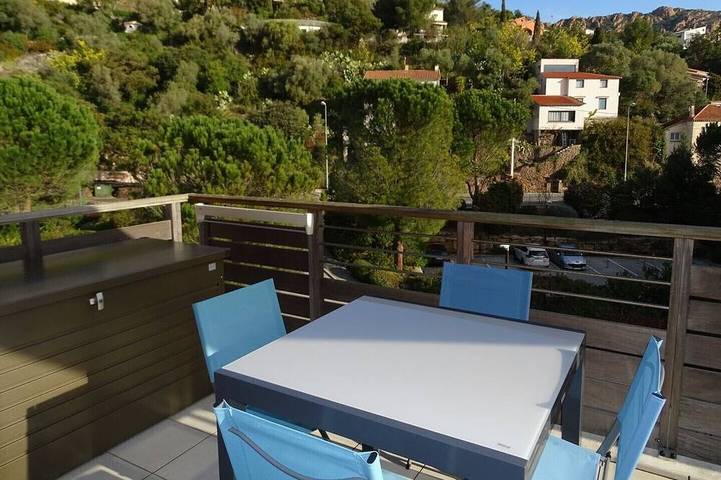 Location de vacances pour 5 personnes, avec Terrasse et Piscine dans Agay