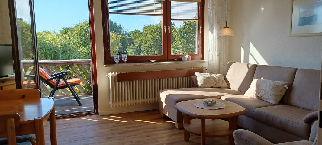 Ferienwohnung für 3 Personen, mit Balkon/Terrasse und Balkon sowie Garten und Ausblick auf Eiderstedt - 4