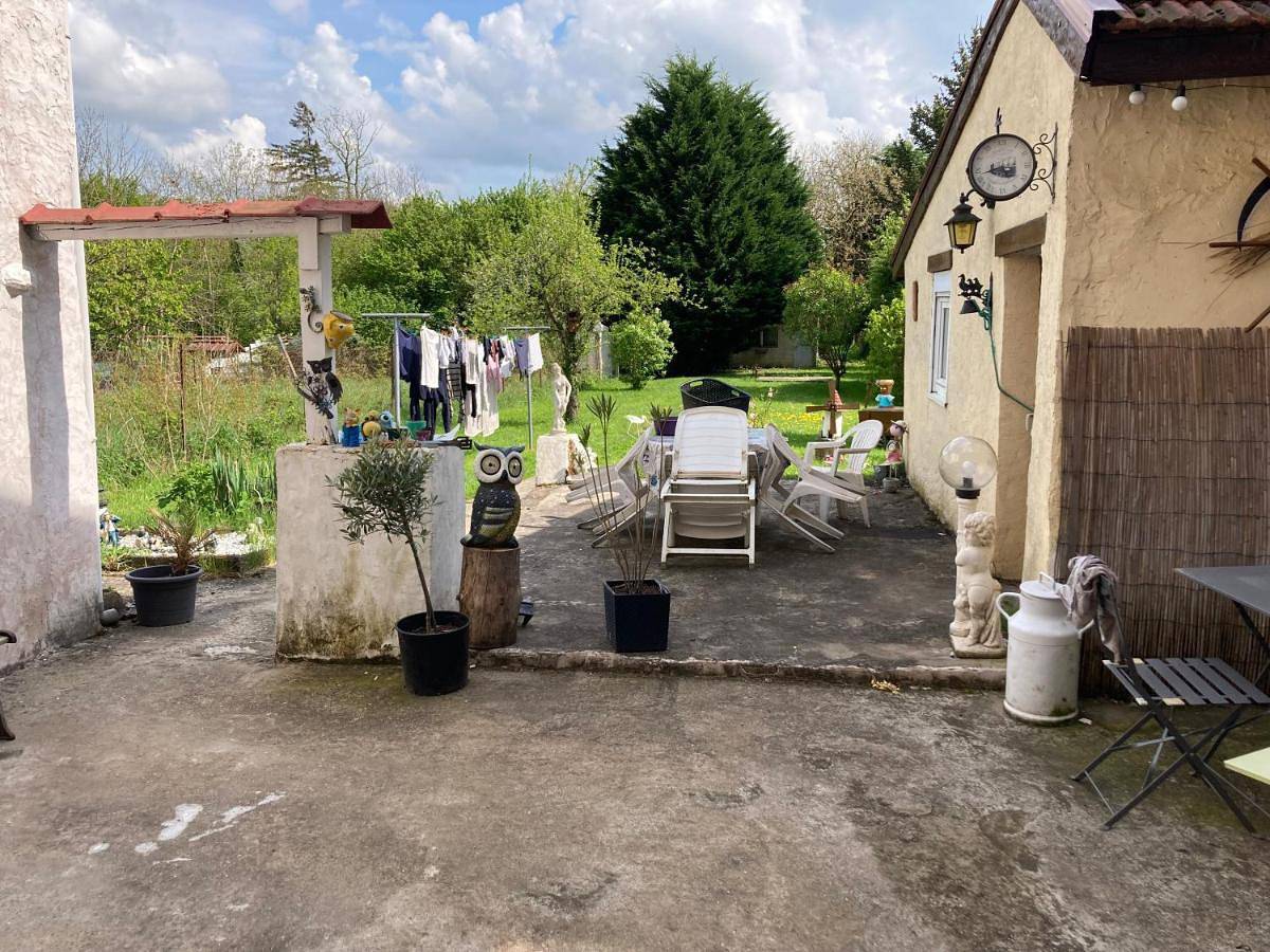 Appartement de vacances entier, Double Room in La Celle-sous-Gouzon, Région de Guéret