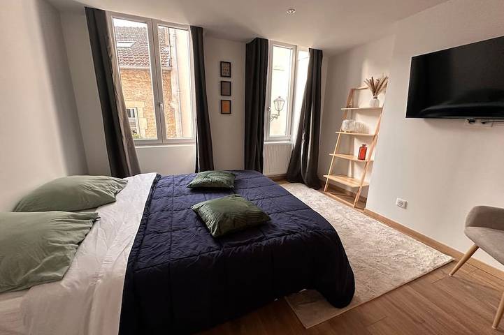 Ganze Wohnung, Au petit Langres: Downtown accommodation in Langres, Haute-Marne