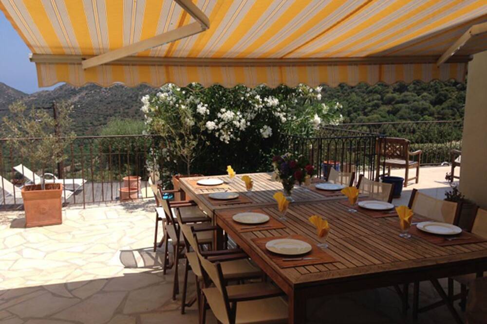 Villa pour 8 Personnes dans Monticello, Région de Calvi