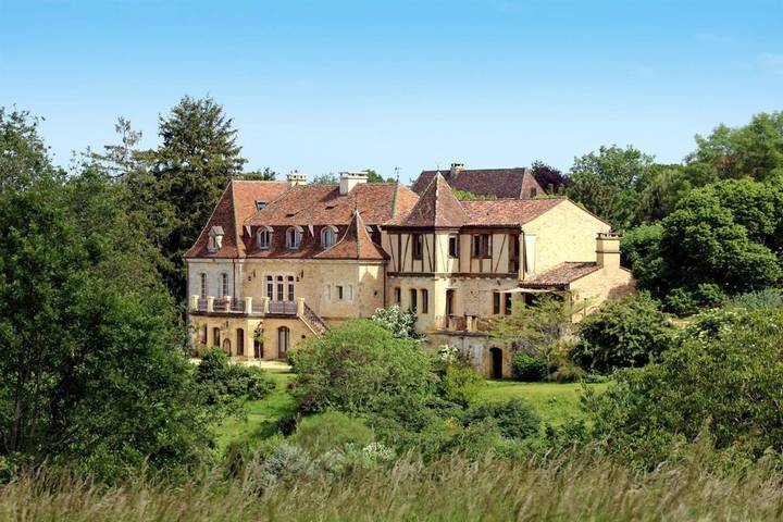 Villa pour 9 personnes, avec vue ainsi que piscine et jardin, adapté aux familles - 1