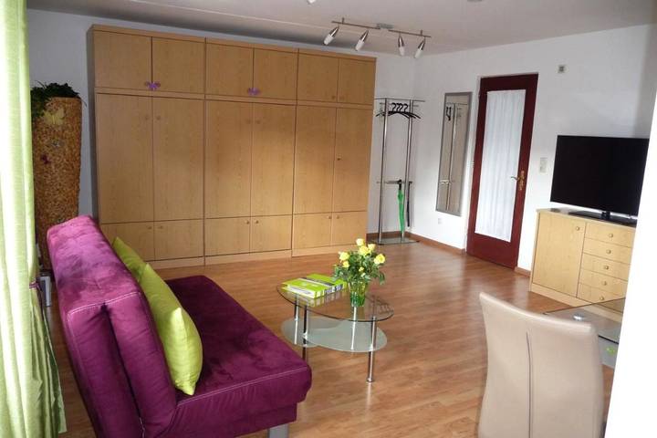 Ferienwohnung für 5 Personen, mit Balkon und Terrasse sowie Ausblick in Burghausen - 3