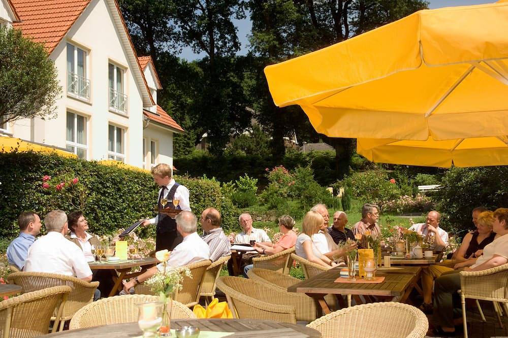 Ganze Wohnung, Moderne Ferienwohnung mit Balkon in Ibbenbüren in Ibbenbüren, Münsterland
