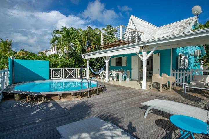 Chambre d’hôte pour 6 personnes, avec vue ainsi que piscine et jardin dans Le Marin - 3
