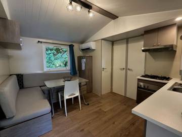 Camping pour 8 Personnes dans Saint-Vincent-de-Lamontjoie, Région de Nérac, Photo 1