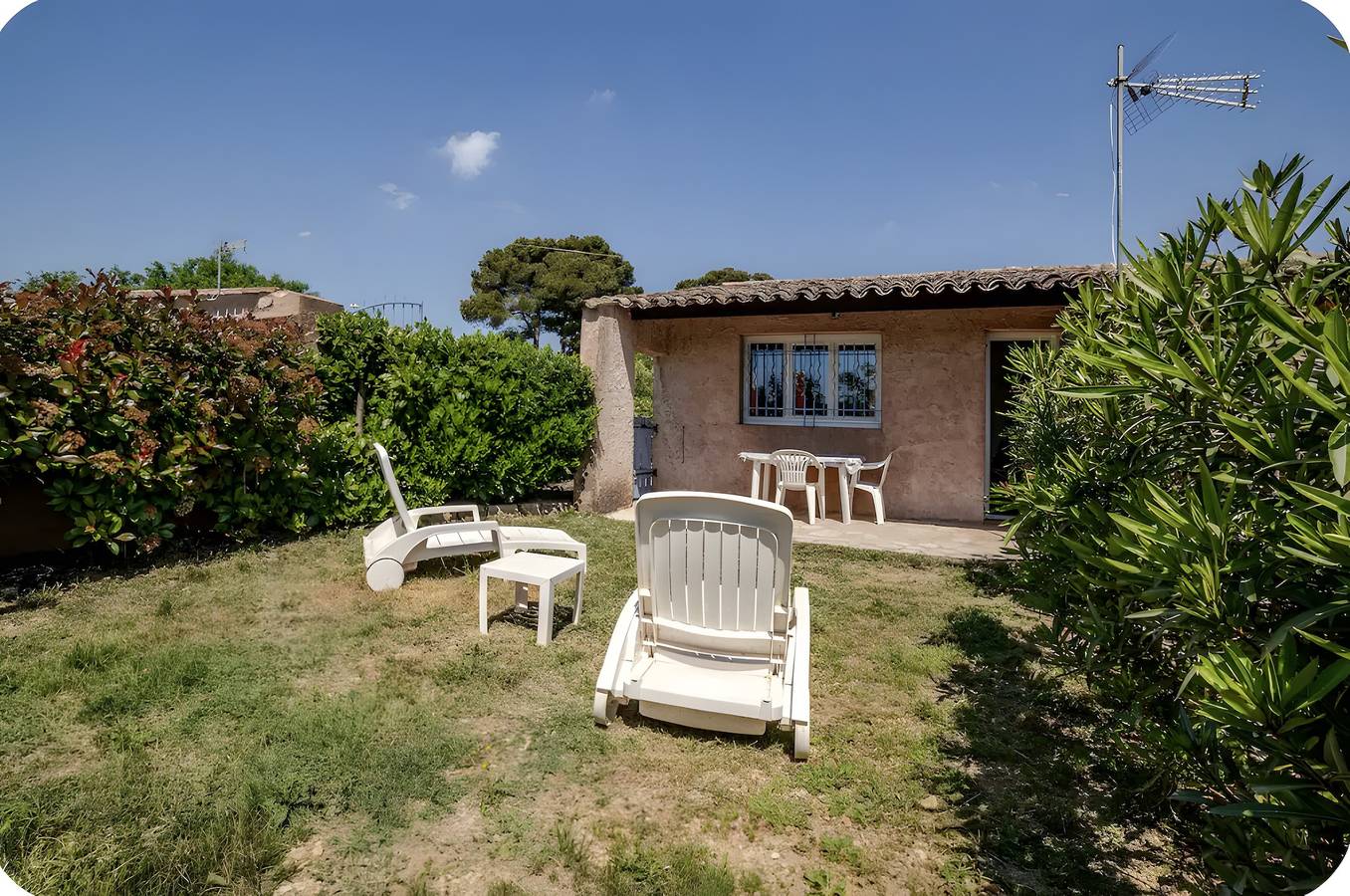 Casa 'Maison, Piscine, Chiens acceptés, Var, Wifi' con piscina compartida y terraza privada in Lorgues, Region de Draguignan
