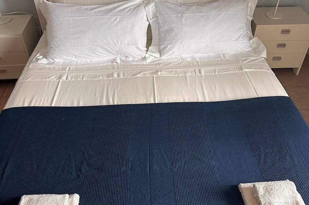 Appartamento intero, Appartamento fronte mare con vista mozzafiato in zona centralissima. in Pesaro, Valle del Metauro