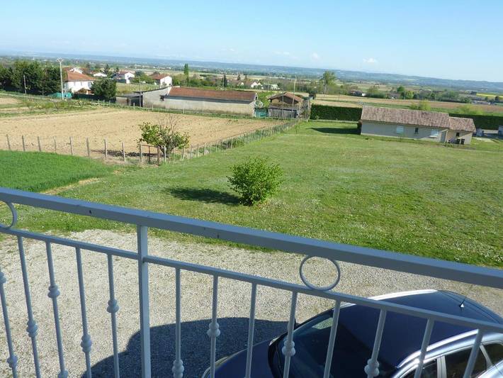 Location de vacances pour 6 personnes, avec vue et terrasse à Sonnay - 4