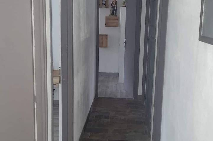 Location de vacances pour 9 personnes, avec Terrasse et Jardin à Roaillan