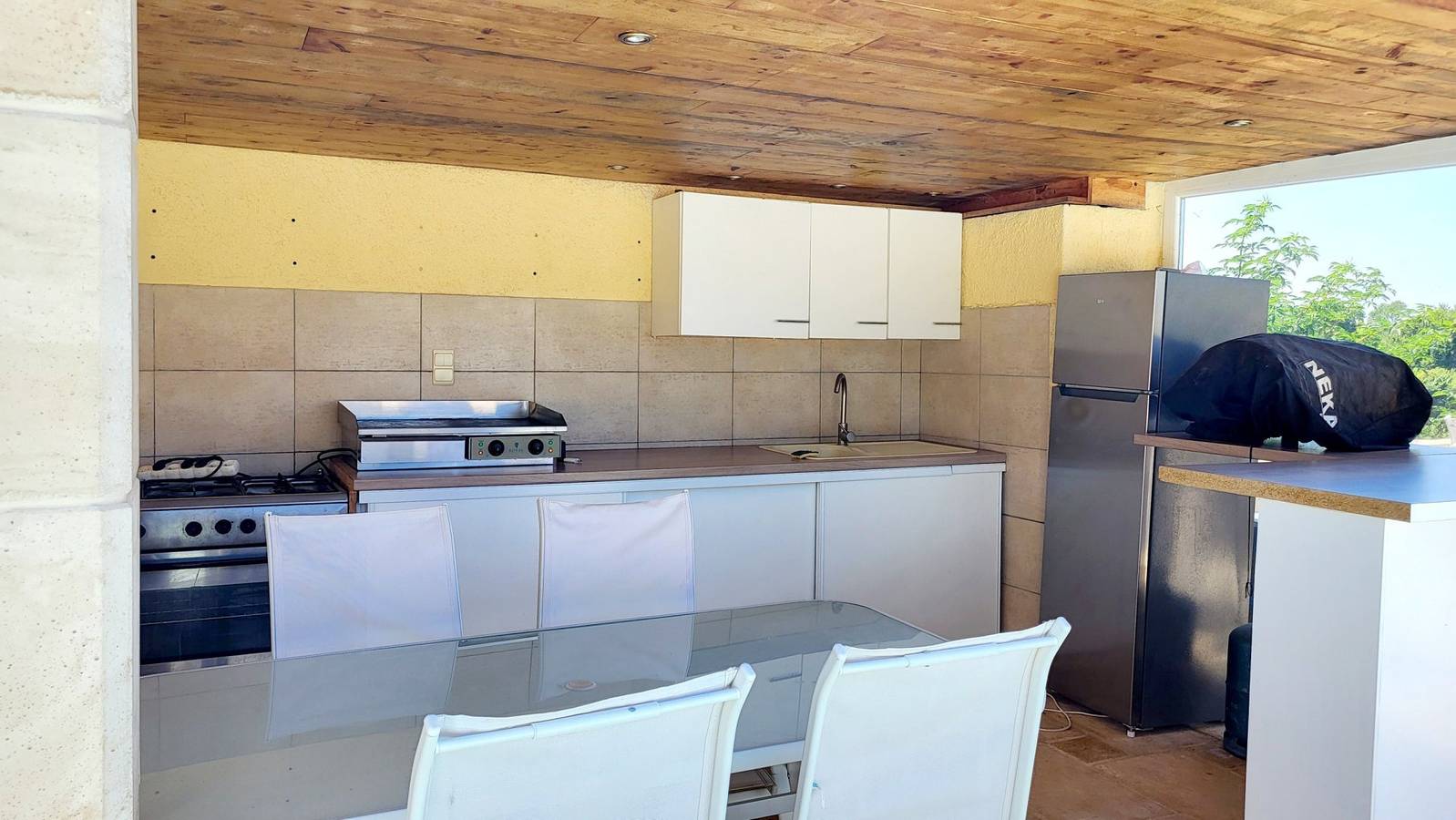 Location d'une maison de vacances : la Villa Ganesh, dans le Gard in Saint-André-d'Olérargues, Région de Nîmes