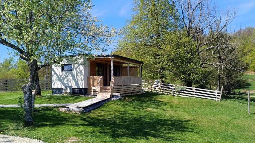 Location de vacances pour 4 personnes, avec vue et jardin, animaux acceptés à Velike Lašče - 2