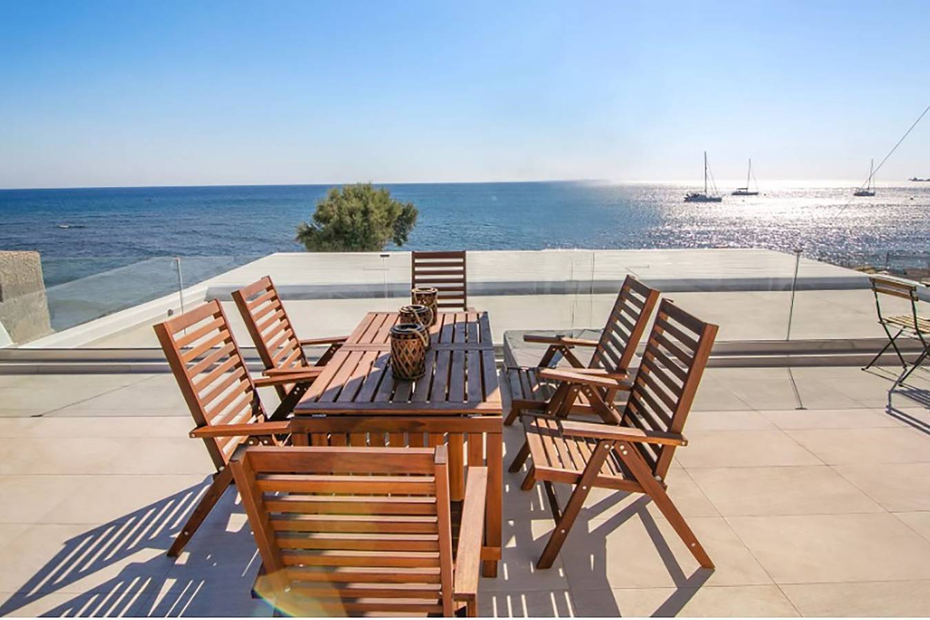 Vakantiehuis voor 6 personen met terras in Santorini