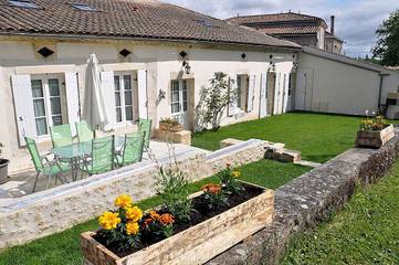 Gîte pour 6 personnes, avec terrasse et jardin dans Cartelègue