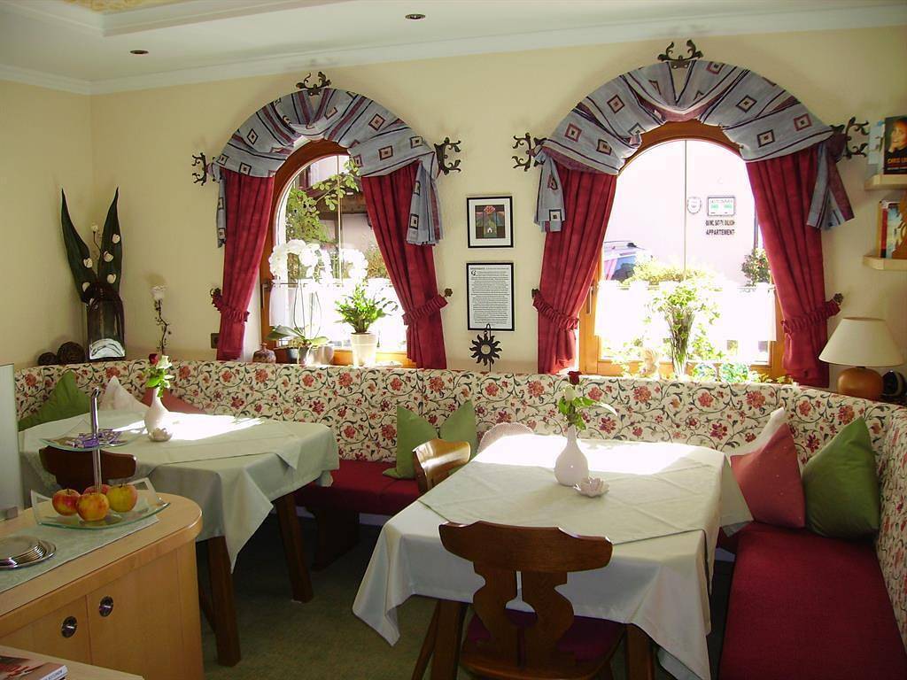 Geheel vakantieappartement, Gästehaus Sissy in Längenfeld, Ötztal