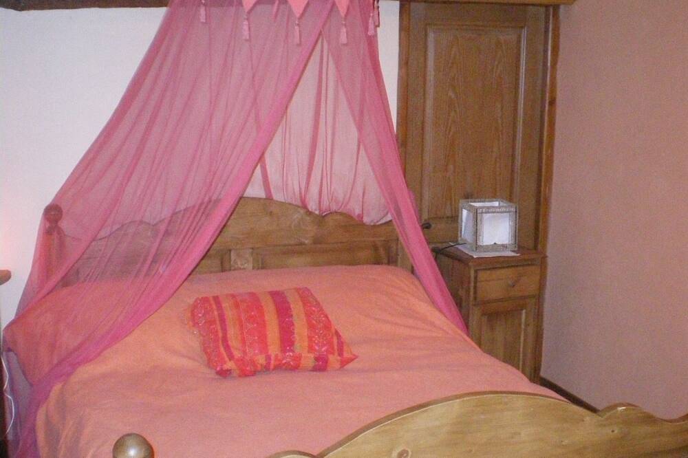 Ecological Cottage 4 Stars With Heated Swimming Pool in Sorans-lès-Breurey, Haute-Saône