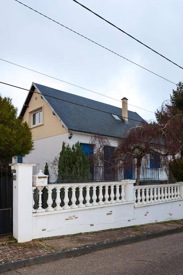 Four-Bedroom House in Évreux, Région d'Évreux