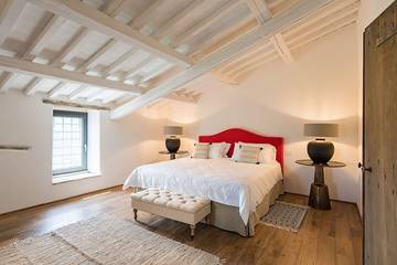 Villa for 20 People in Perugia, Perugia Province, Photo 1