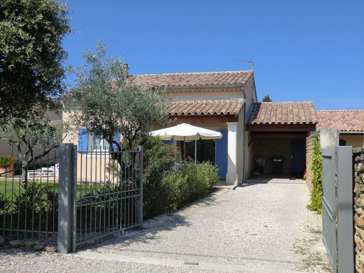 Gîte pour 5 personnes, avec piscine, adapté aux familles à Grillon - 3