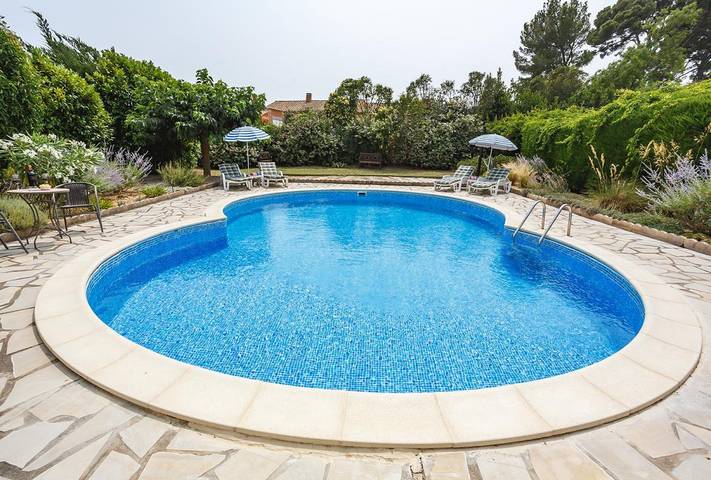 Location de vacances pour 6 personnes, avec jardin et piscine à Ginestas - 3