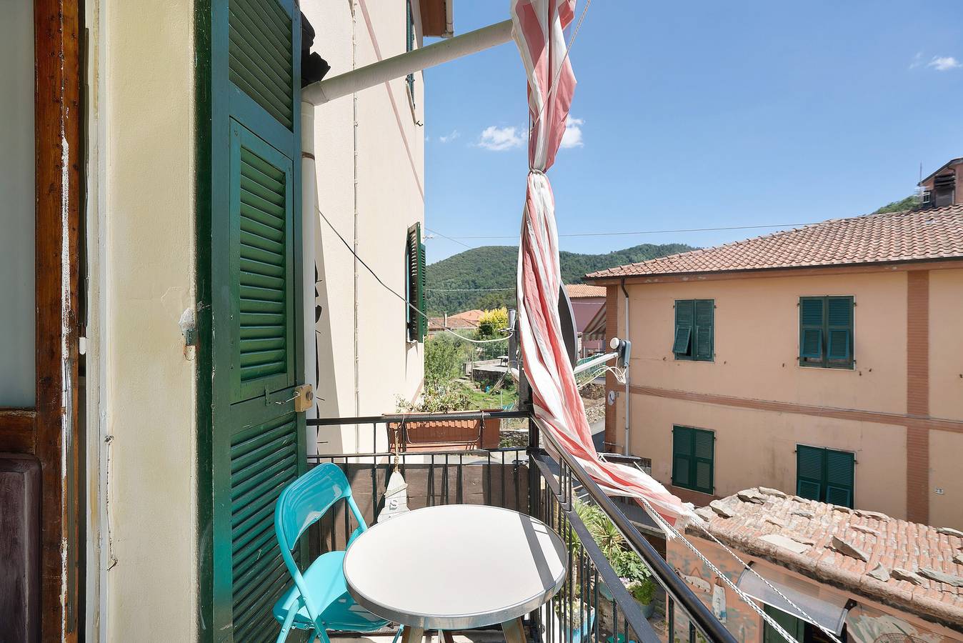 Appartement entier, Appartement de vacances Acciuga House avec balcon, jardin partagé & Wi-Fi in Biassa, La Spezia