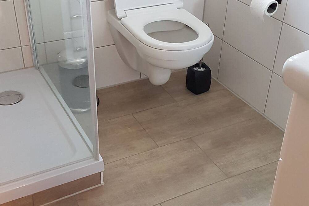 Ganze Wohnung, Gemütliche Ferienwohnung am Schwandter See Ferienwohnung 2 - Gemütliche in Rosenow, Müritz