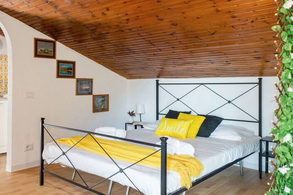 Entire apartment, Sopraloreto Apartment in Loreto, Ancona Province
