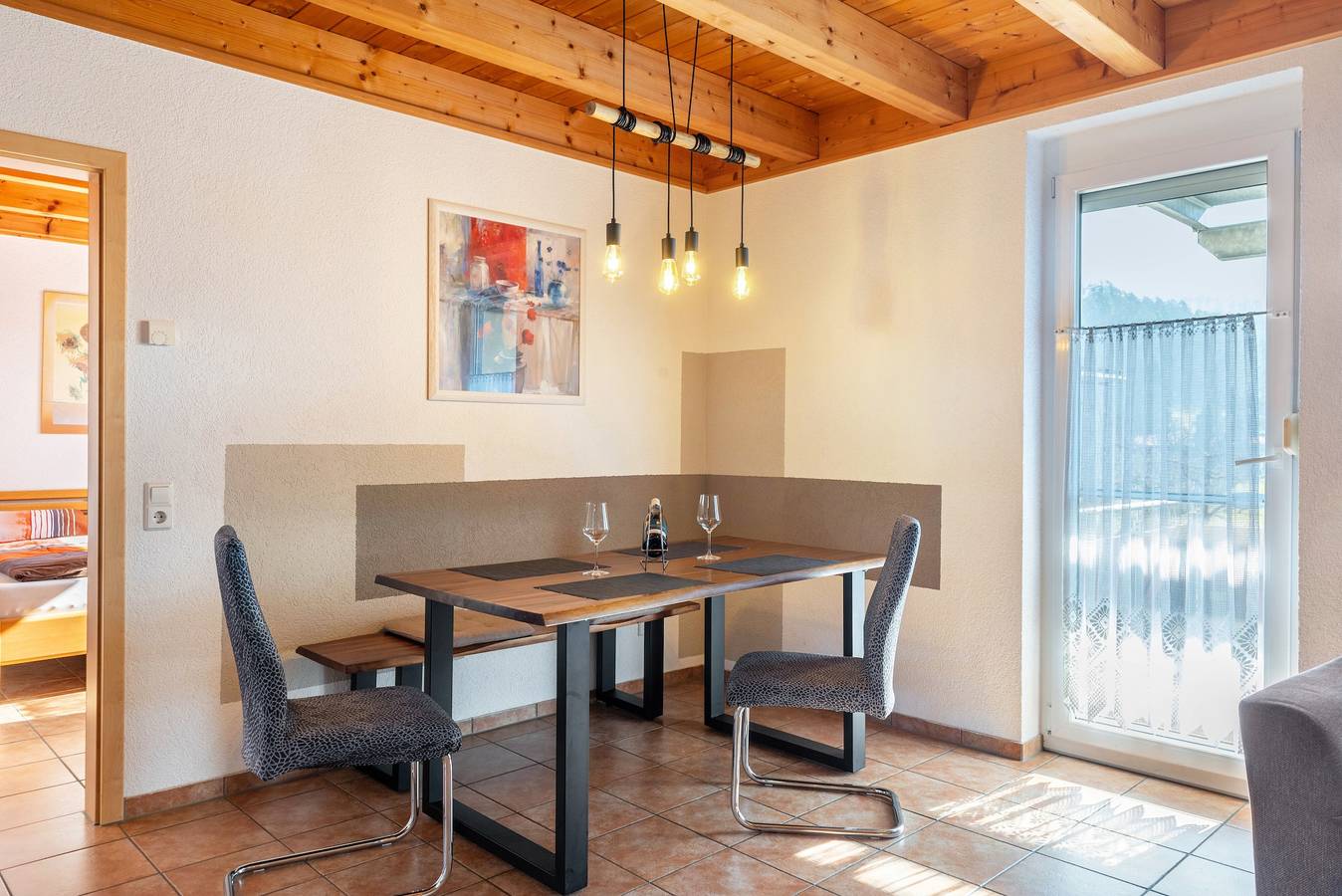 Ganze Wohnung, Ferienwohnung 'Apfelschnitz' mit Gemeinschaftsgarten, Balkon und Wi-Fi in Stockach, Landkreis Konstanz