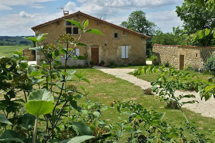 Maison de vacances pour 4 personnes, avec jardin et terrasse dans le Gers