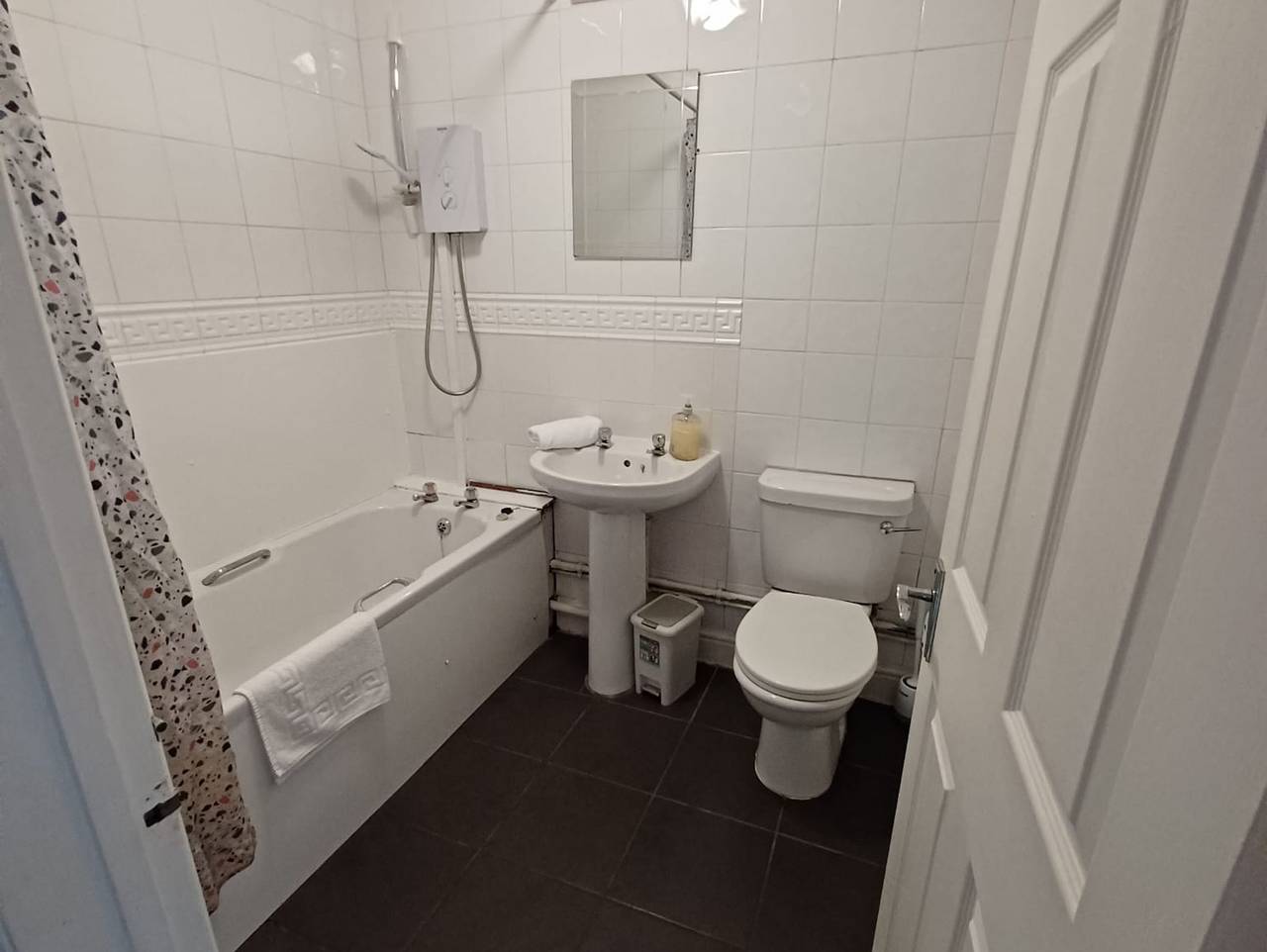 Ganze Wohnung, Stayzo Penthouse Accommodation 1- Premier Lodge in Southampton, Südostengland