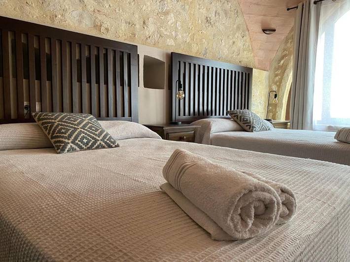 Albergue para 2 personas, con piscina además de vistas y jardín en Provincia de Sevilla - 2