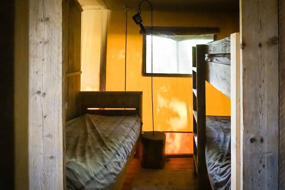 Luxe Lodge in Twente met Uitzicht op Weiden in Haaksbergen, Twente