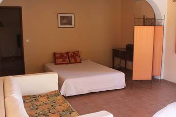 Casa De Campo para 4 Pessoas em Bensafrim e Barão de São João, Algarve, Foto 2