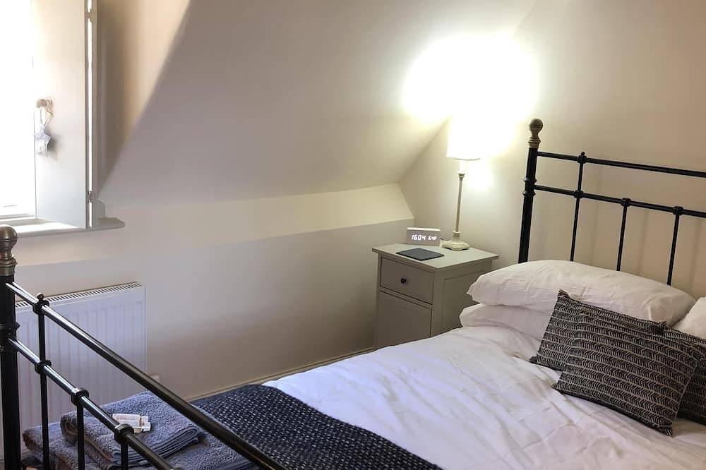 Award Winning Little Gem on the Historic Cartway in Bridgnorth, Shropshire