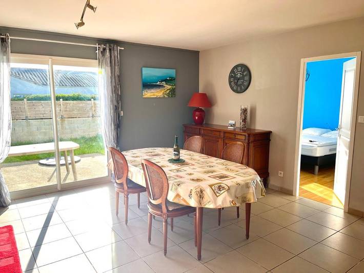 Location de vacances pour 7 personnes, avec jardin à Vairé - 3