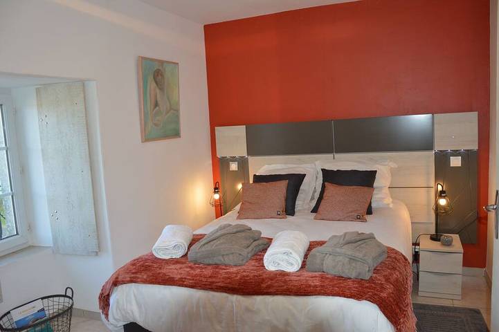 Gîte pour 4 personnes, avec jardin à Plancoët - 2